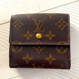 Brown Louis Vuitton wallet
